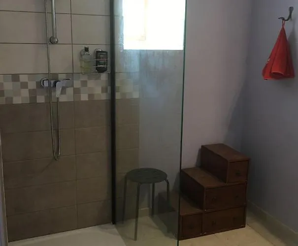 Les D'hôtes De L'ecurie Goupil Alojamento de Acomodação e Pequeno-almoço